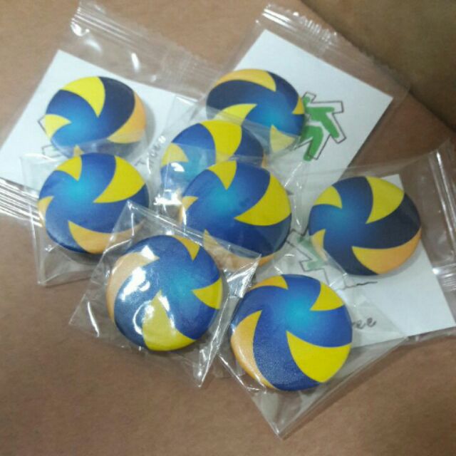 【小樹點胸章】《全新》《補貨到！》排球 胸章