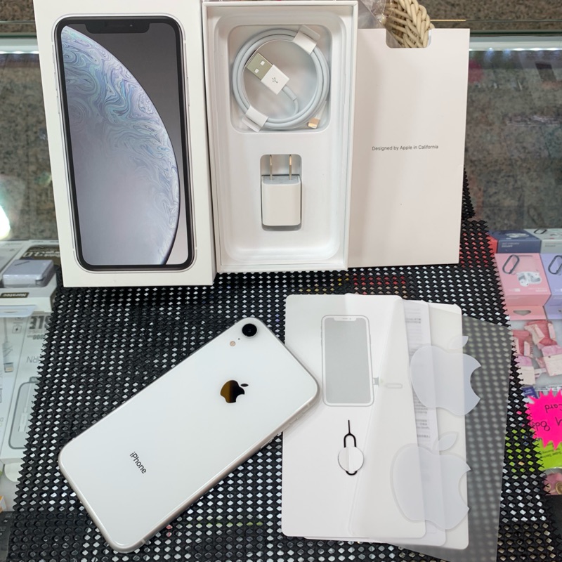 【二手】9.9成新的 Apple iPhone XR 128g白色【原廠保固至2020年3月22日】盒裝/公司貨