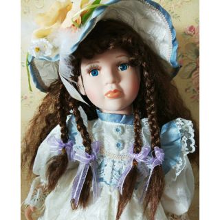 陶瓷娃娃/深棕髮藍眼古董娃娃