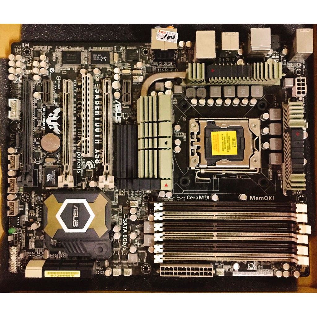 Asus華碩SABERTOOTH 劍齒虎X58  高階主機板/USB3/SATA3/1366  故障主機板