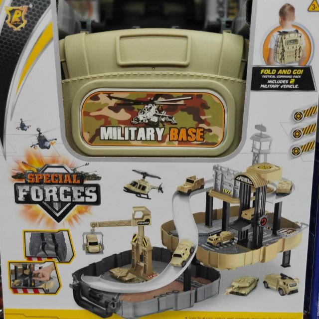 （玩具）軍事背包停車場
