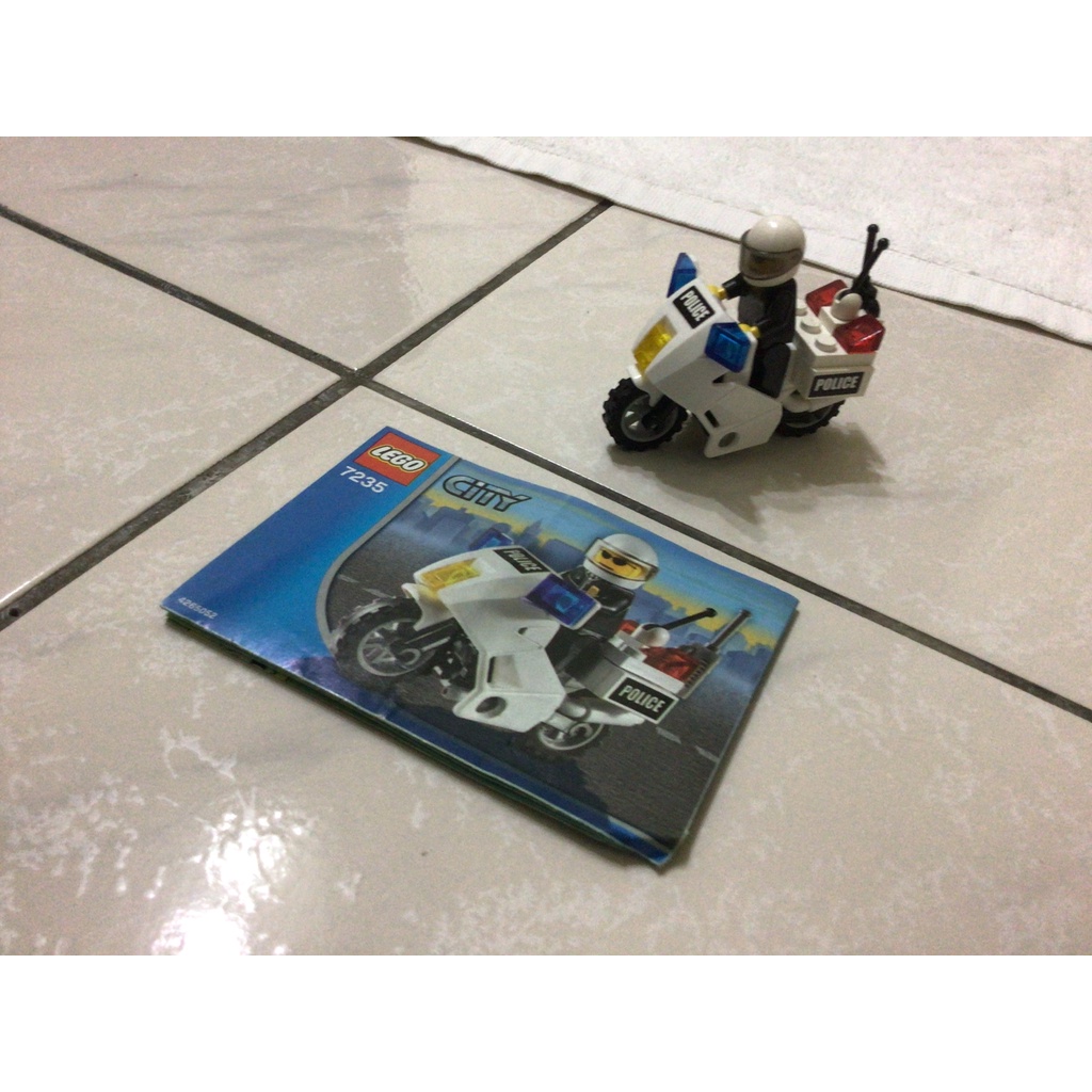 LEGO 7235 police motorcycle