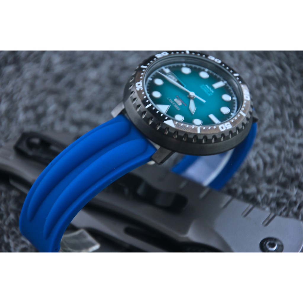 藍色高質感雙股20mm 矽膠錶帶,不鏽鋼製單折安全扣,替代同規格各牌原廠錶帶~ 潛水表運動錶