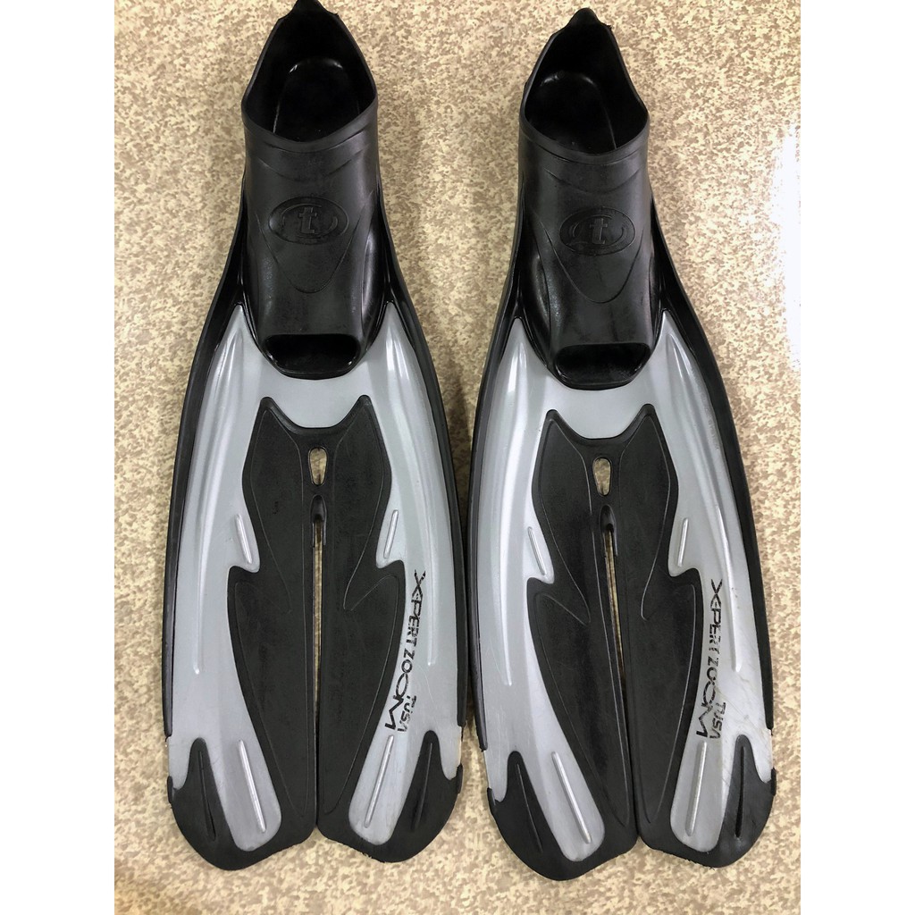 義大利製✈TUSA X-PERT ZOOM ➤二手分岔式套腳蛙鞋  ➤黑銀撞色➤XS (浮潛/潛水/拍照)-特價可面交