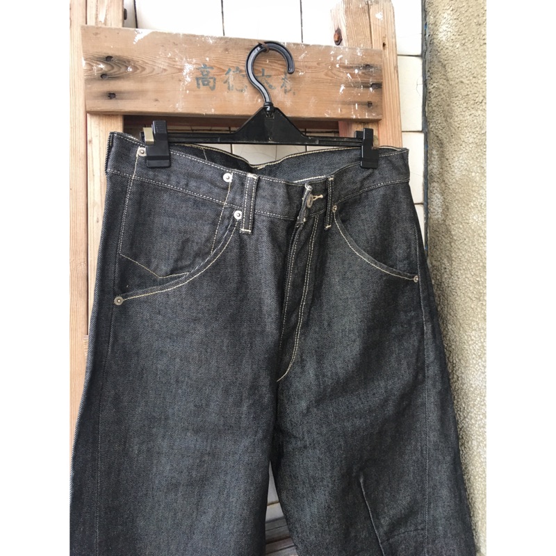 Levis 黑色 W32 立體剪裁褲 Levi's 二手牛仔褲 二手 丹寧布 3D牛仔褲 真品保証 經典 絶版 品質好