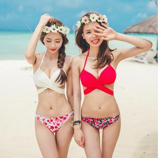 ☀Chi's shop~☀ 單買泳褲 夏日碎花甜美 女生款比基尼BIKINI三角褲