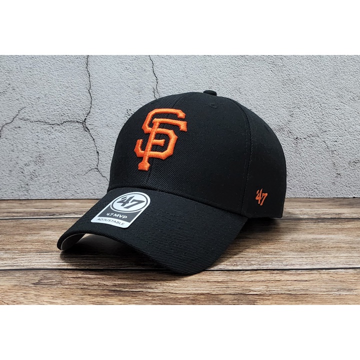 蝦拼殿 47brand  MLB舊金山巨人隊SF基本款黑色底橘字球隊配色硬板 魔鬼氈可調式棒球帽