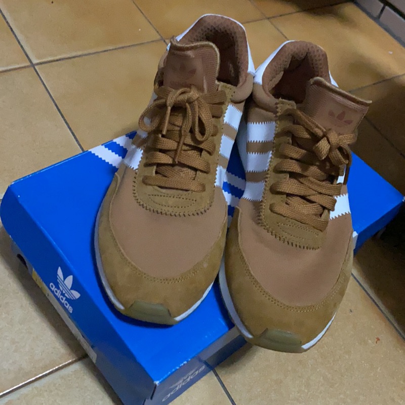 adidas i5923