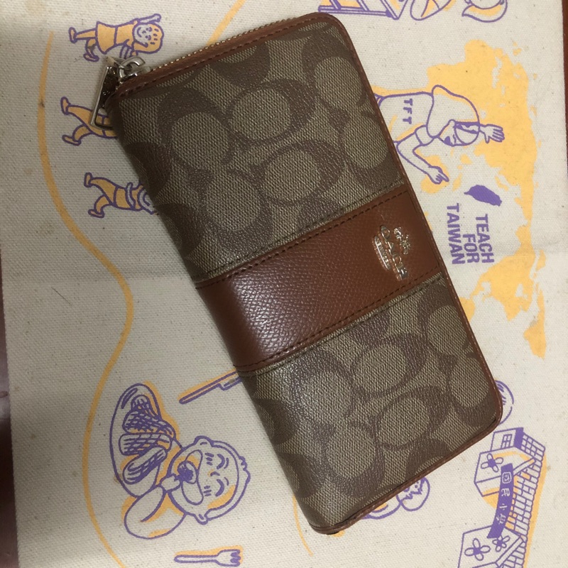 Coach老花長夾咖啡色 蝦皮購物