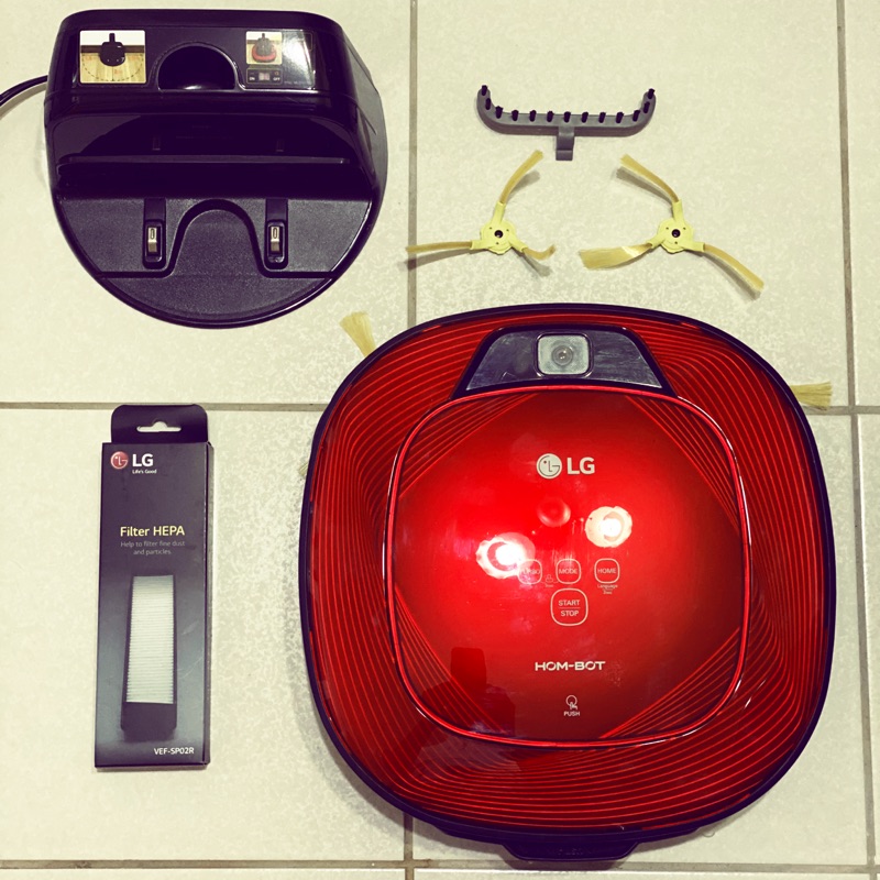 LG 樂金 雙眼小精靈 清潔機器人 好正款 / 紅色 VR64702LVM 免運