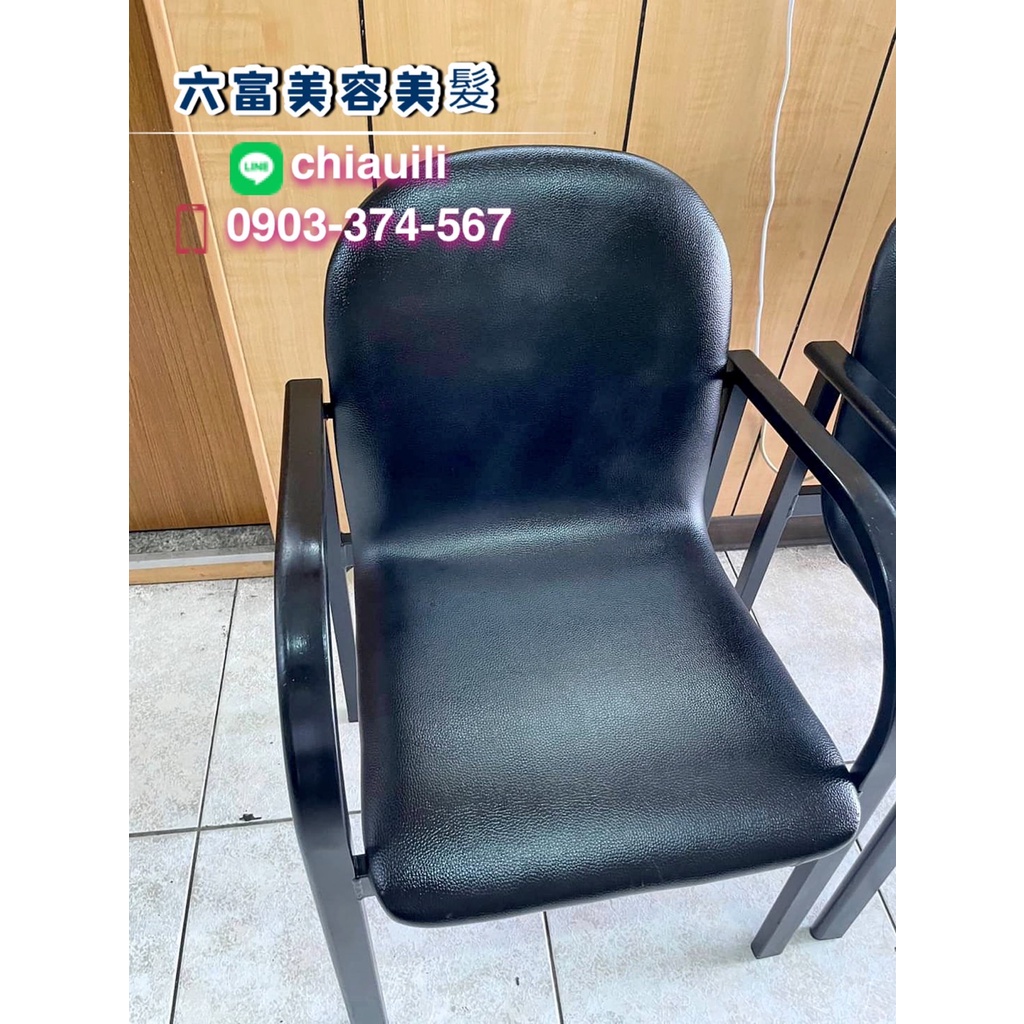 ✂️六富美材行✂️ [ 二手 ] 傳統基本美髮椅，台灣製作 無破洞 平面正常泡棉無塌陷B022207CR🛒下標前請