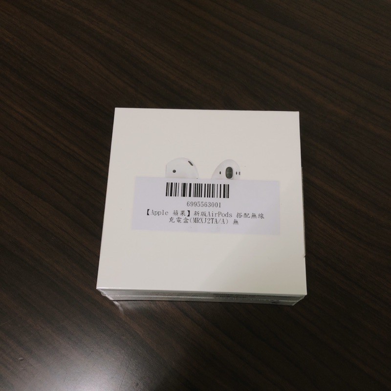 Apple ➿ AirPods 搭配無線充電盒