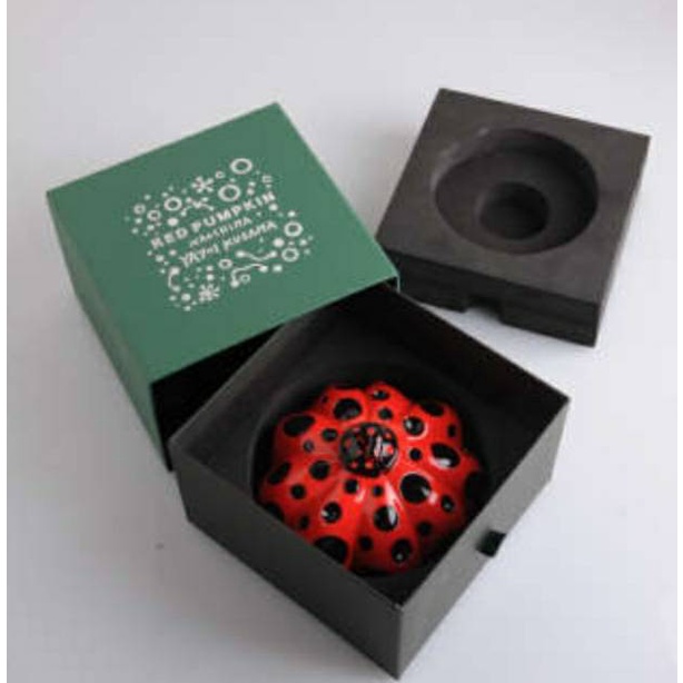 草間彌生 赤かぼちゃ オブジェ 直島限定 YAYOI KUSAMA
