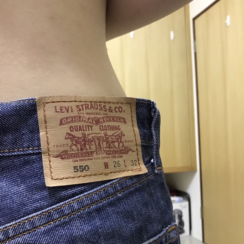 levis w26