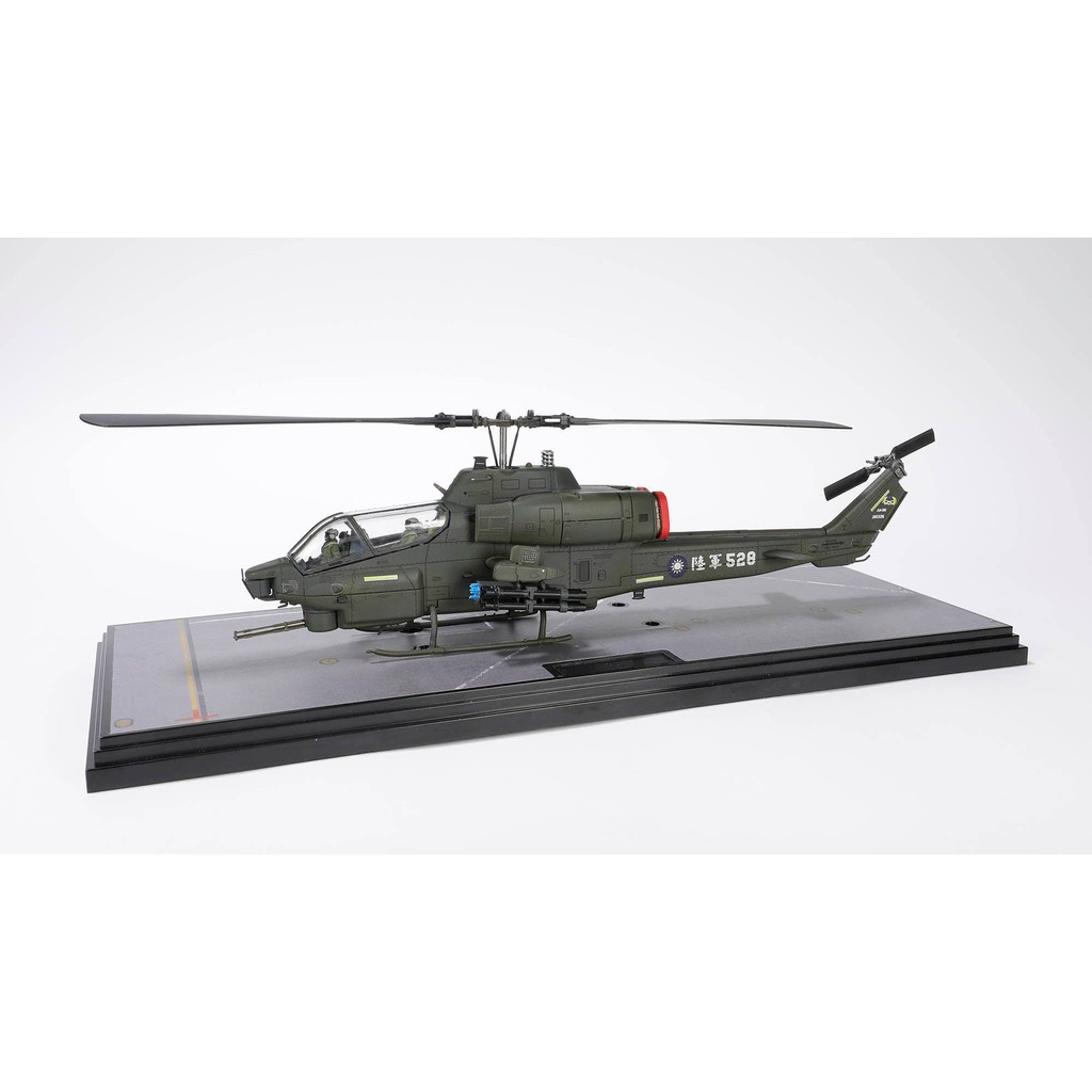 【FORCES OF VALOR】1/48 國軍版 AH-1W 眼鏡蛇直升機 機號 528 地獄火+火箭+拖式飛彈