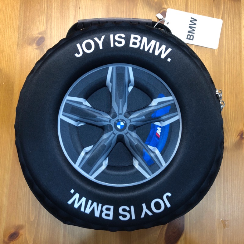 [全新] BMW 原廠輪胎背包 (正反圖案相同)