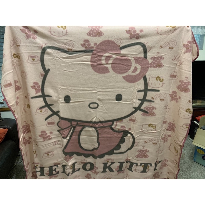 全新 Hello Kitty薄毛毯 粉色*1、黃色*1、紫色*2 共四件