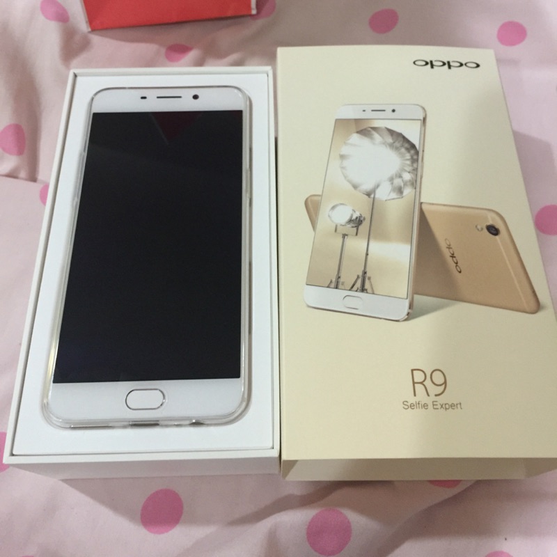 全新Oppo R9 主打拍照手機