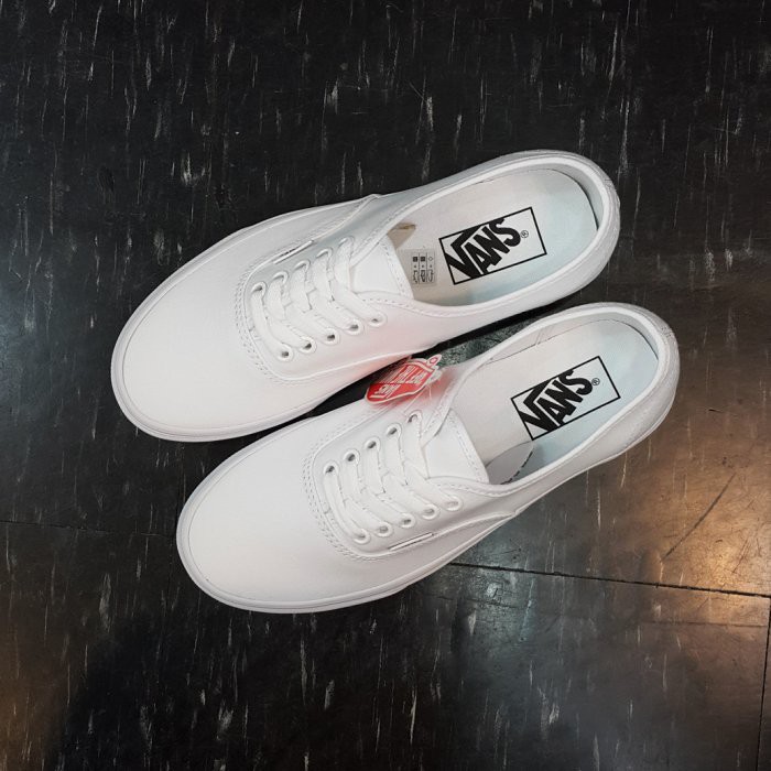 vans vn000ee3w00