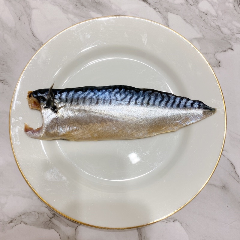 低GI 冷凍 特級款薄鹽挪威鯖魚片 110g 長約21cm 寬約6.5cm 煎/烤快速上桌