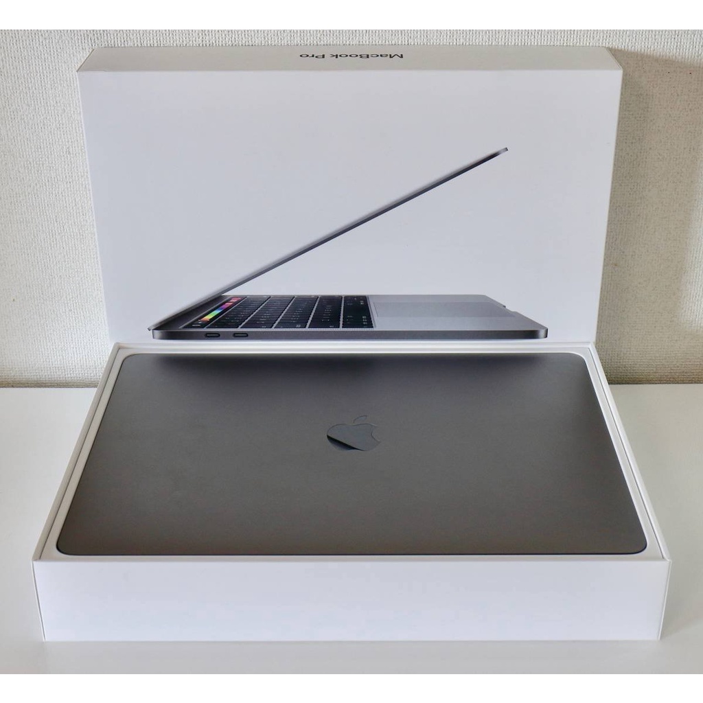 ノートパソコン 希少充放電50回 Radeonpro搭載19年 15 4型retina液晶 Macbookpro 15 Touch Bar I7 9750h 16g Ssd512g 555x 4g Macbook Www Academicis Co Uk