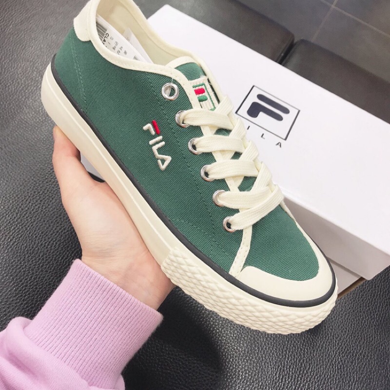 fila classic kicks b ราคา
