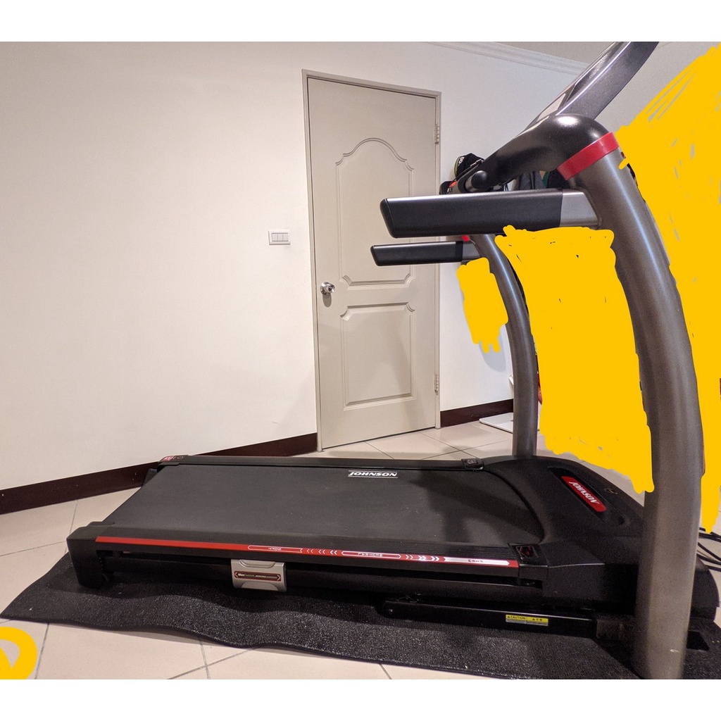 《限八里自取》喬山健康科技 JOHNSON 8.0T 愛無限實境互動跑步機 二手 附贈Passport壯遊系互動影音系統