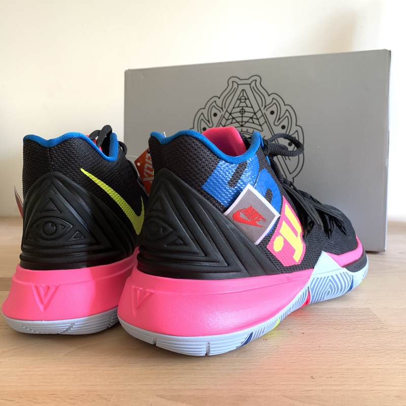  IHA NIKE KYRIE 5 EP UFO Starry Sky Blue Splashing Dark Green Alien UFO Basket ...