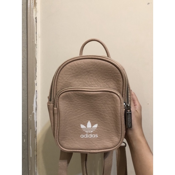 ✨正品✨adidas皮革小後背包