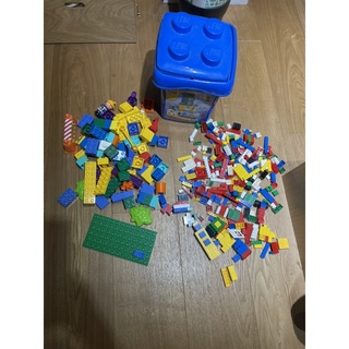 Lego 樂高 二手正版樂高積木桶，含原裝桶子，另送大顆粒積木（非樂高，為小熊維尼積木）