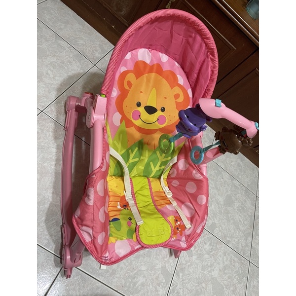 ［二手] 貝登寶嬰兒搖椅 兒童躺椅 嬰兒安撫椅 粉紅色 可愛 獅子 附玩具