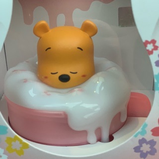 維尼泡泡歐蕾小夜燈收納盒櫻花限定版