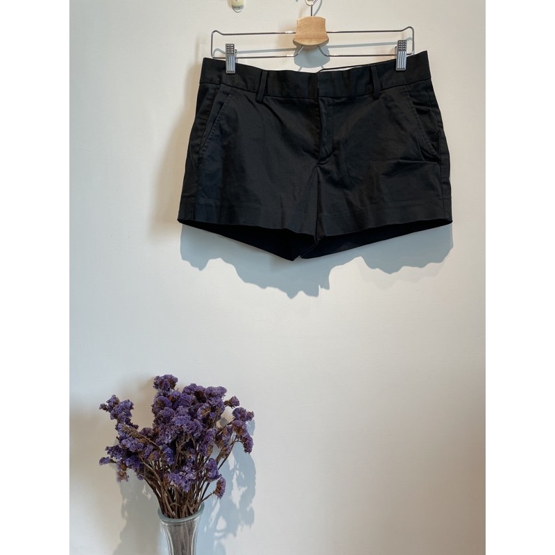 BANANA REPUBLIC  上班硬挺絲光黑色西裝短褲