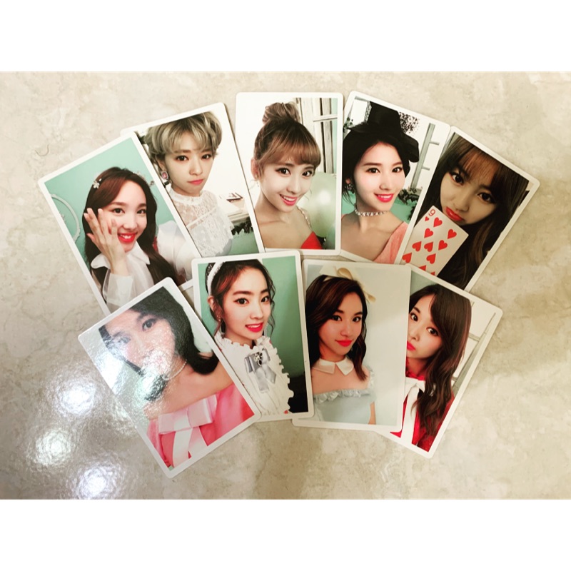 Twice 專輯twicetagram的價格推薦 21年8月 比價比個夠biggo