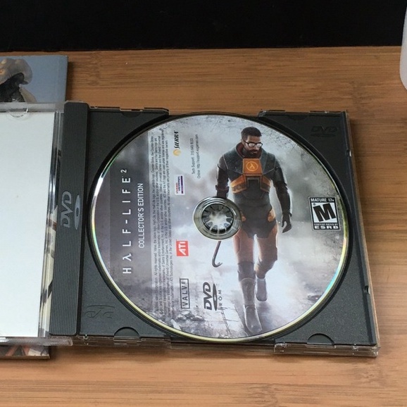 PC 早期 美版 典藏版 Half-Life 2 戰慄時空 單機遊戲 電腦遊戲 早期遊戲 懷舊遊戲 Valve