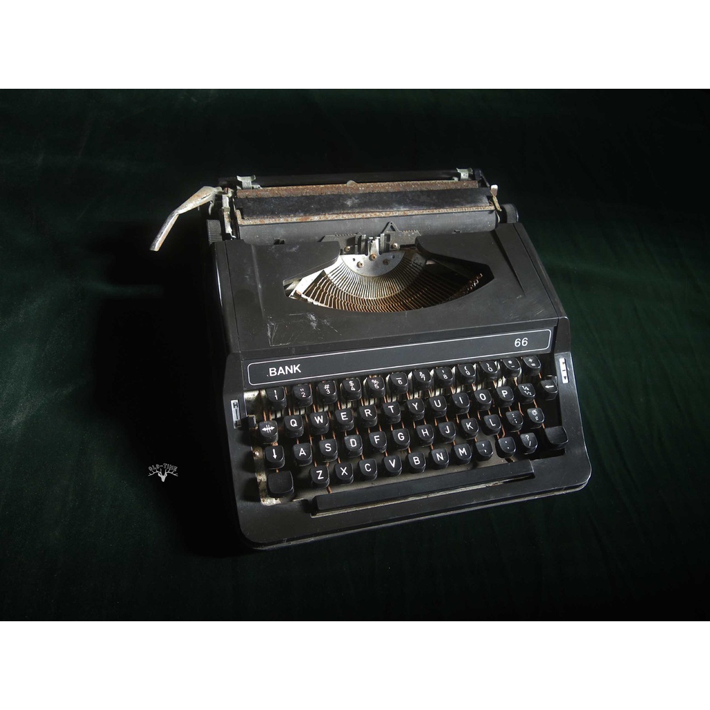 【老時光】早期韓國製打字機B-11福利品擺飾品特價
