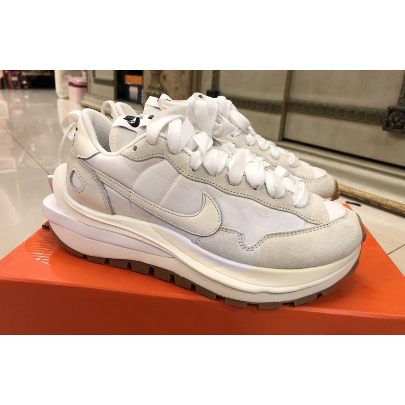 全新 現貨 限量女神鞋 Nike x Sacai x Vaporwaffle 23.5cm 奶油白焦糖底