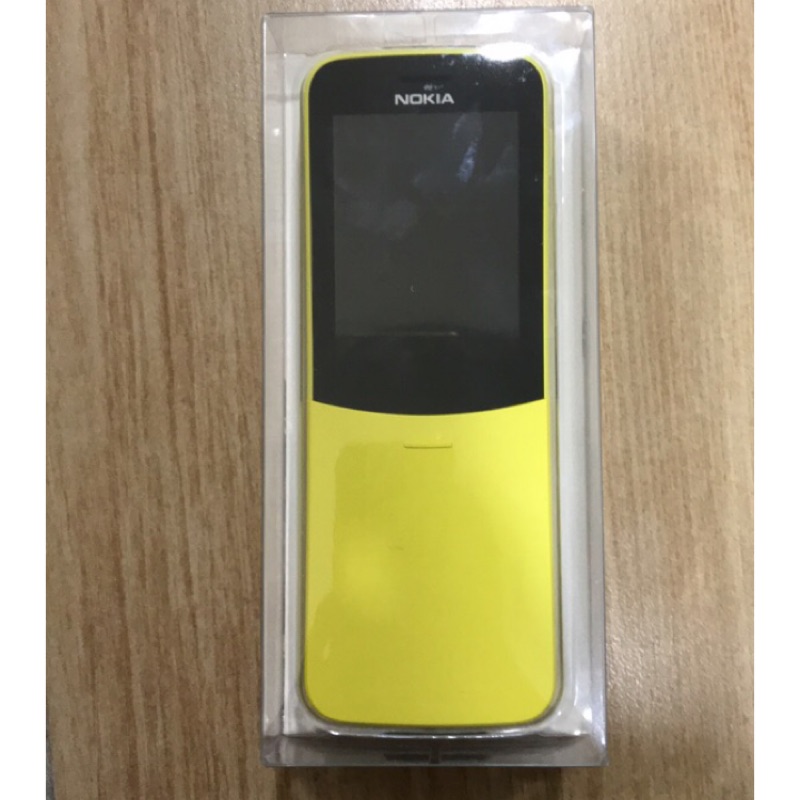 Nokia 8110 香蕉機 2.4吋4G智慧型功能手機