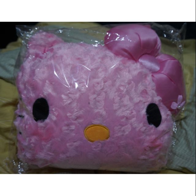 粉色kitty 抱枕小毛毯 全新 代購購入