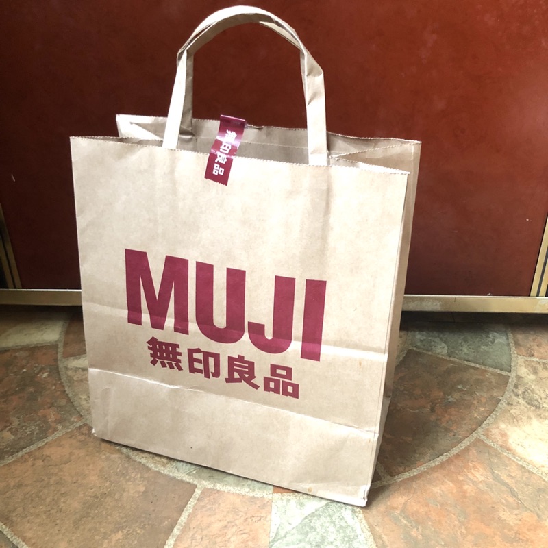 日本品牌無印良品MUJI牛皮紙袋/購物袋/手提袋/禮物袋/環保袋/包裝袋| 蝦皮購物