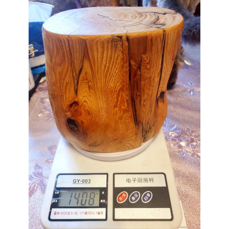 台灣紅檜（1.4公斤）重油料