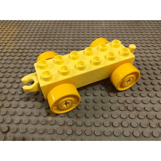 【點點小豆】LEGO 樂高積木 DUPLO 得寶 零件 淺黃色 ( 黃輪胎 ) 2x6 車子 汽車 底盤 一個 如圖！