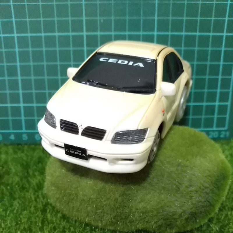 日本老玩具車三菱LANCER塑膠迴力車11公分無胎皮