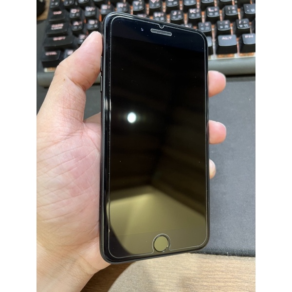 降價出售 跟全新沒兩樣的整新機 iphone7 plus 128g 黑色