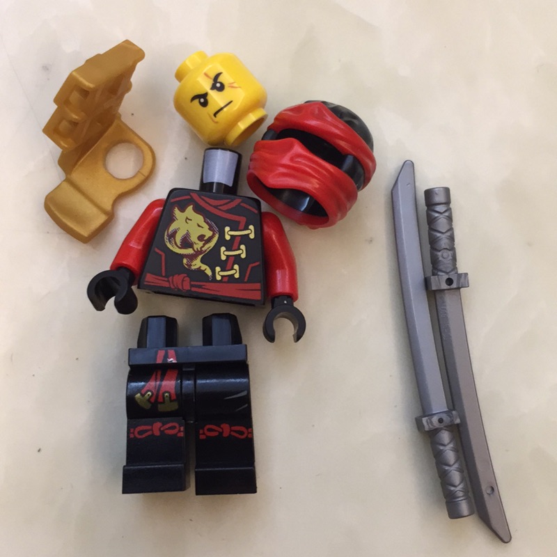 Lego 70605 ninjago 紅忍者 凱 Kai 人偶拆售 全新未組 附圖中武器配備