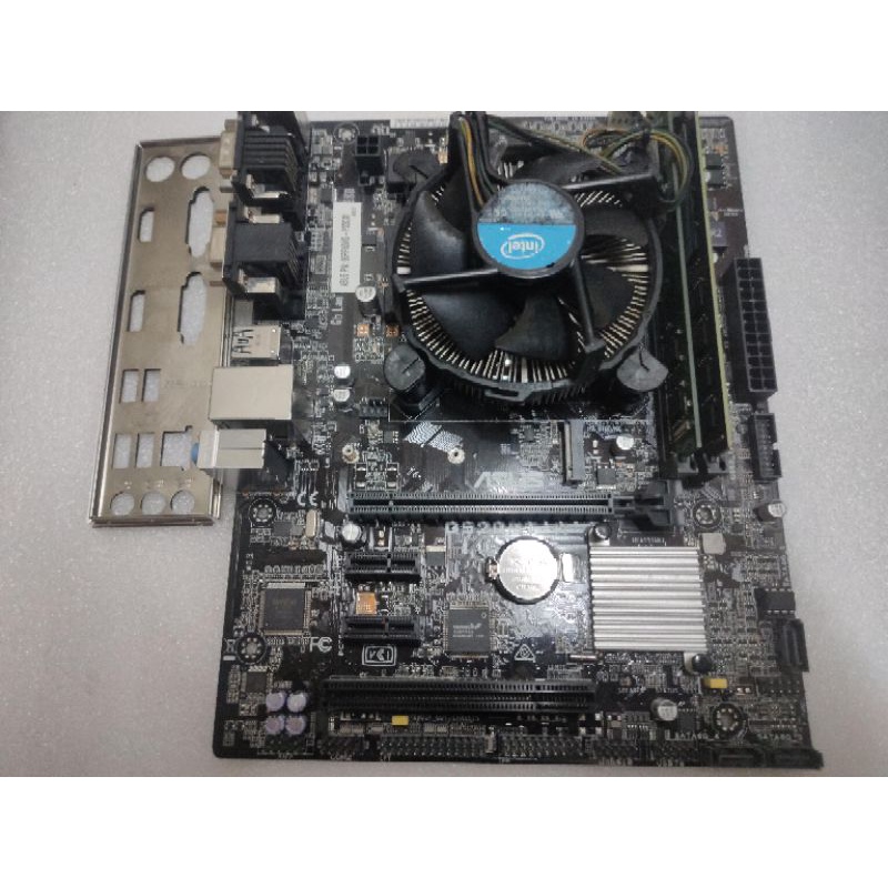 I5-6400/主機板 ASUS D520MT-K /記憶體2400 4GBX2條/含擋板