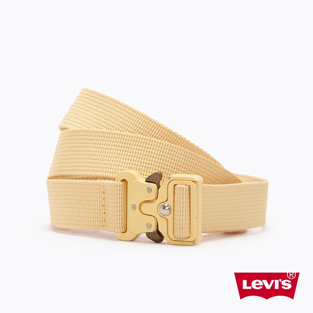 Levis 皮帶 / 潮流釦環設計 / 回收再造纖維 / 奶油黃 女款 熱賣單品 38136-0005