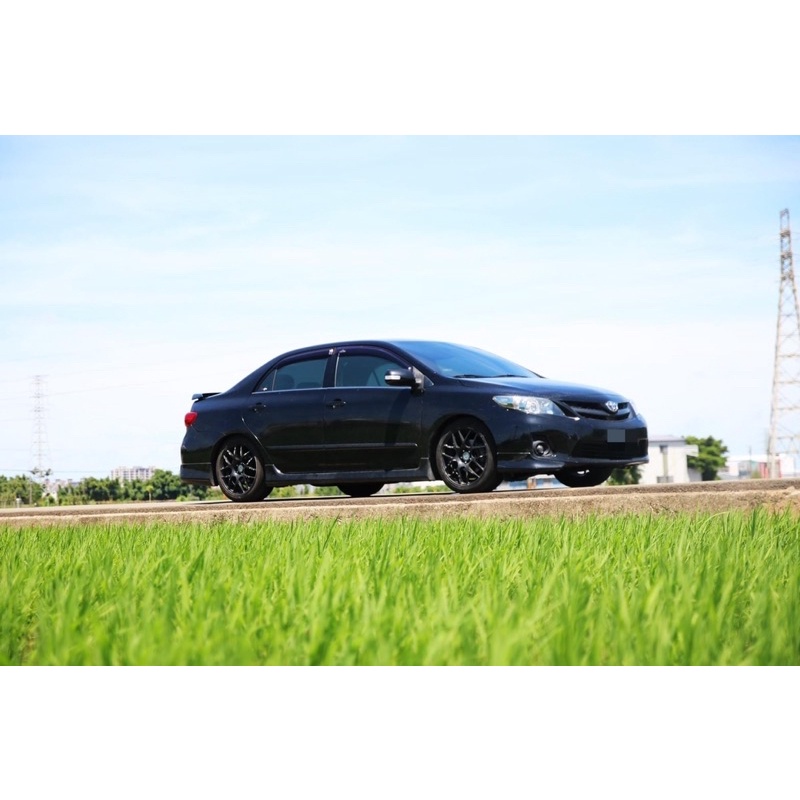 售2011年 TOYOTA ALTIS 2.0Z版 原鈑 跑15萬 無待修 可鑑定試車全貸 桃園 0987707884汪