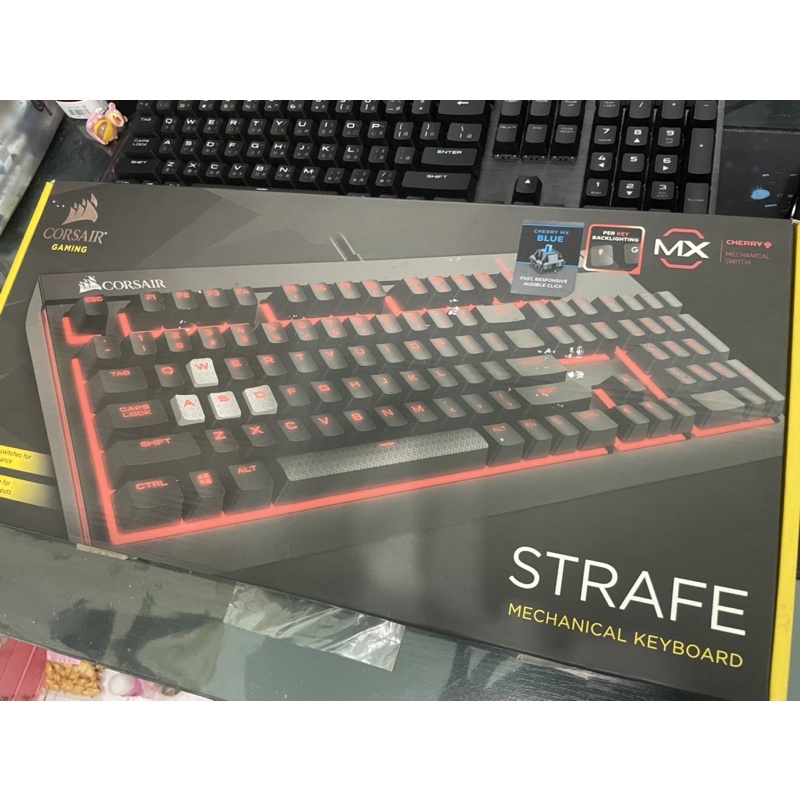 （二手）海盜船CORSAIR Gaming STRAFE機械電競鍵盤-紅光青軸中文