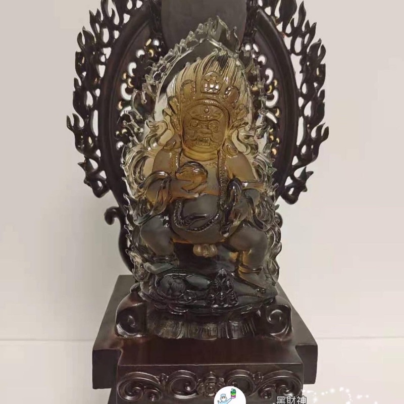 【磊晶城水晶館】嚴選天然金字塔 茶黃晶 黑財神擺件